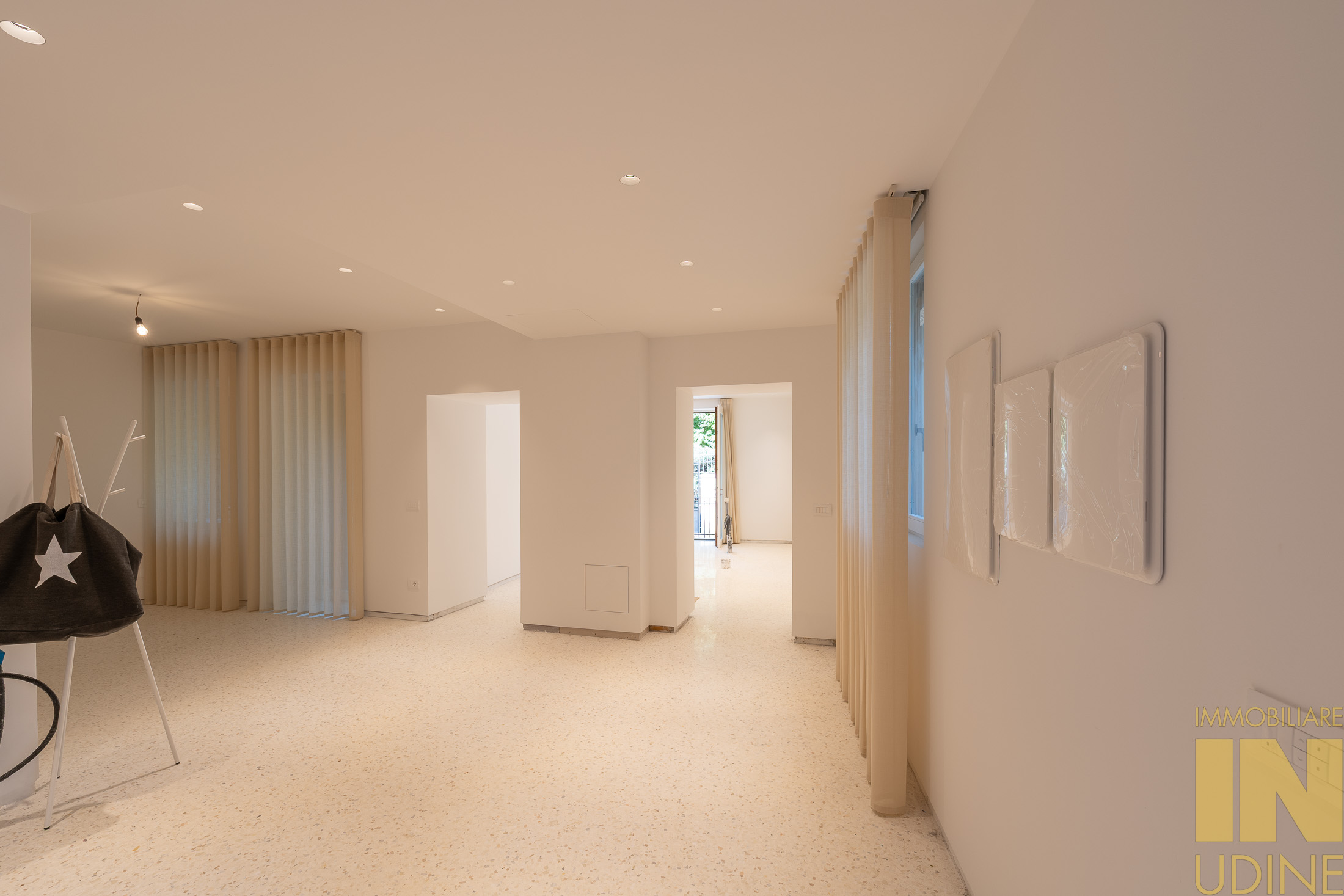 36271b3e9691d3132feb027aed2af873