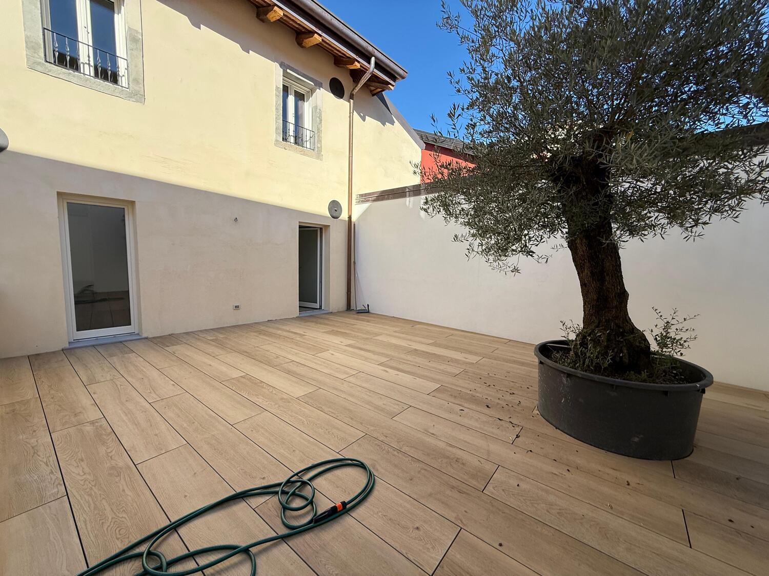 5890e6dc64bee2c631970dca0d4d6f5d