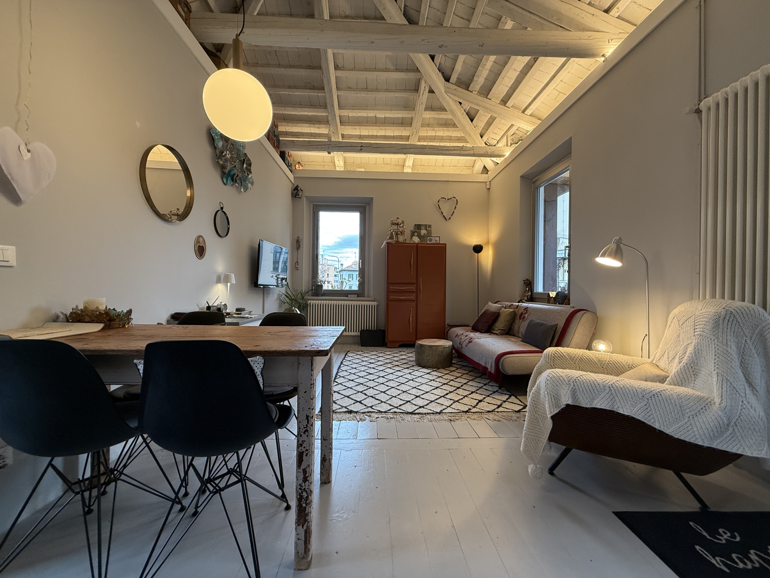 1eb5fb3a5534a6f1273201fb5d18e798