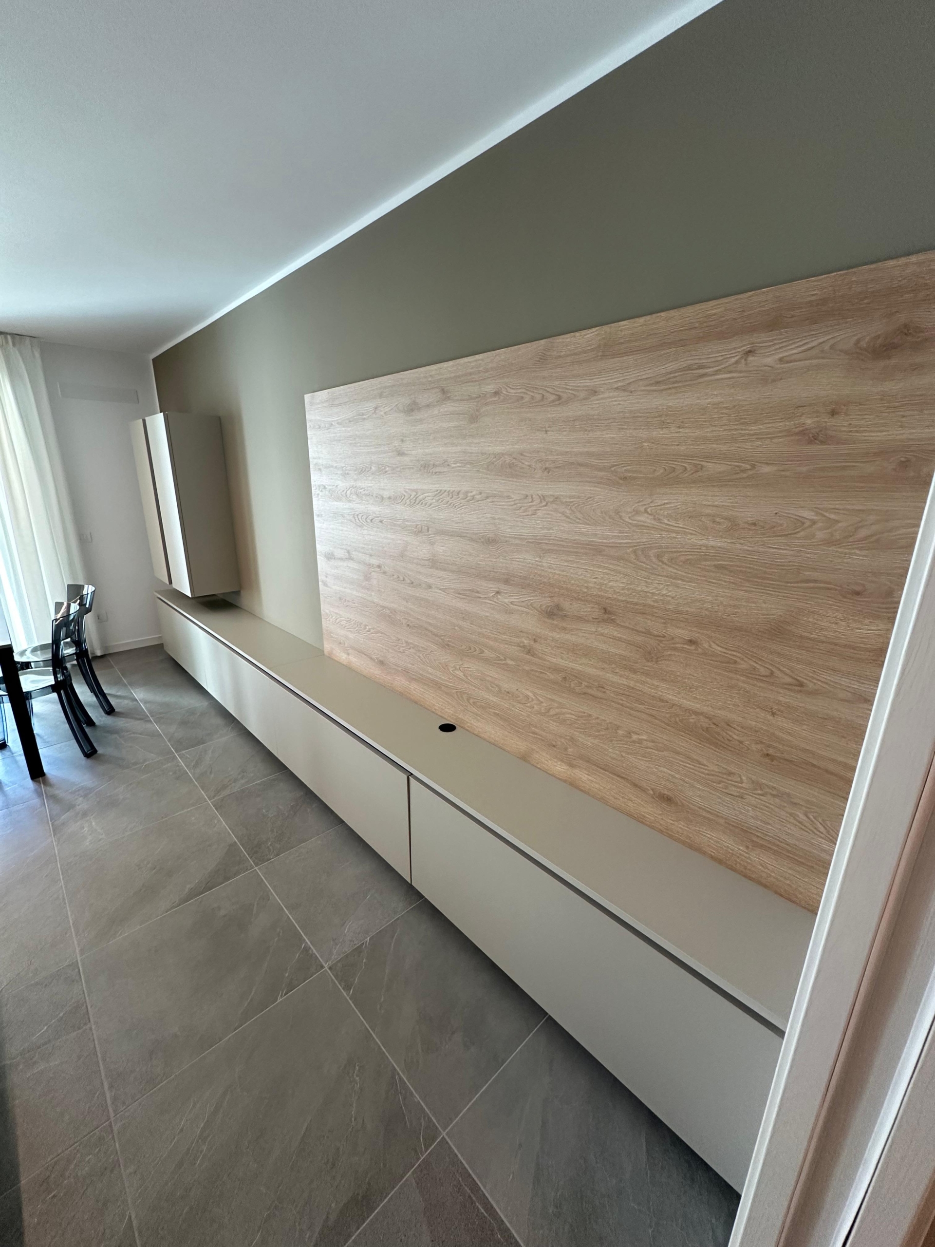 b884a3c49d1096f2a42b22fb56e4150a