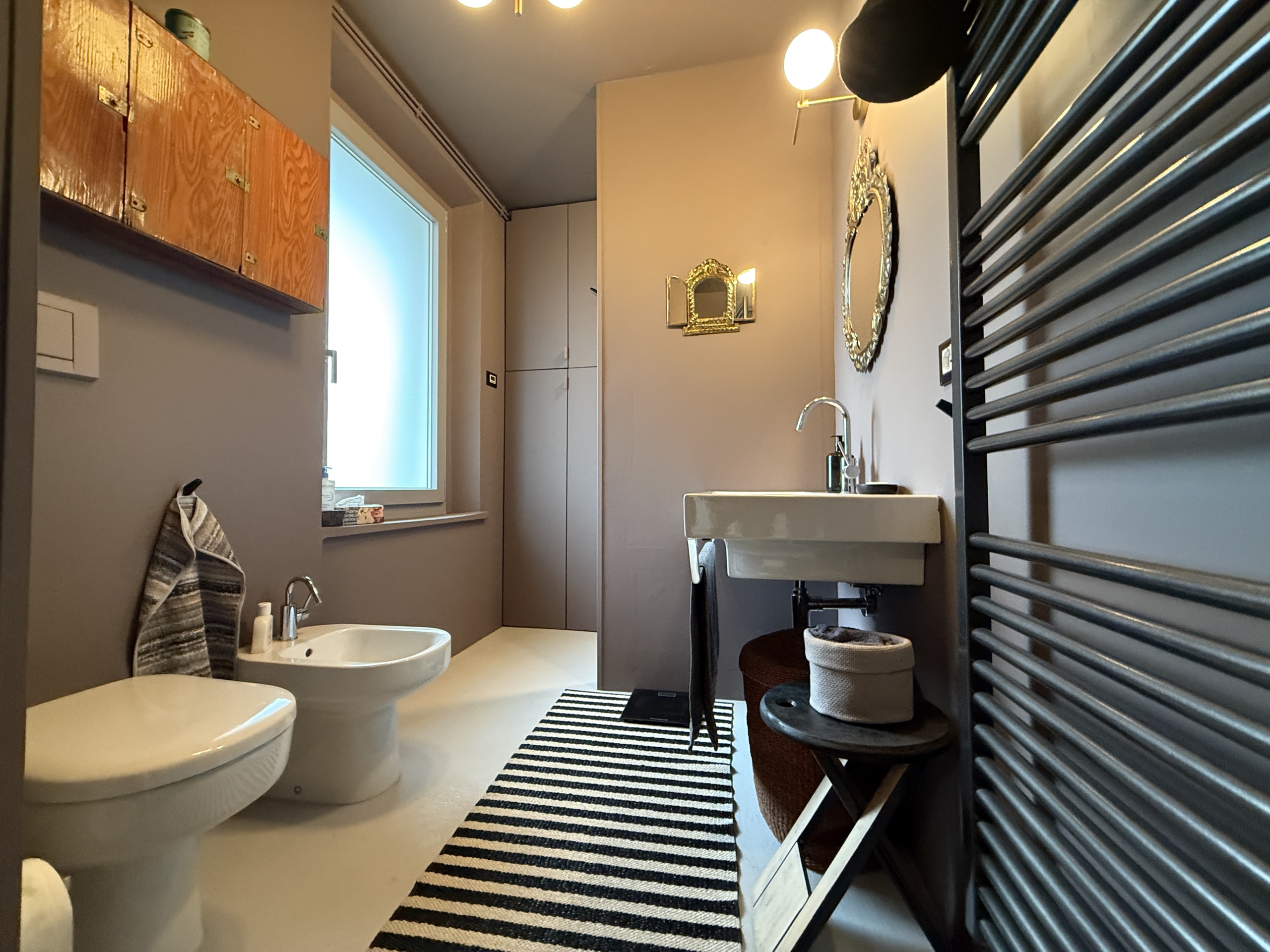 d165630d4aaccfa7c0d6482fbc6c53cc