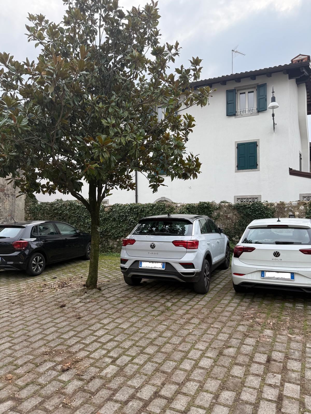 15a9cf5c28be7aad9f72e2427d950048