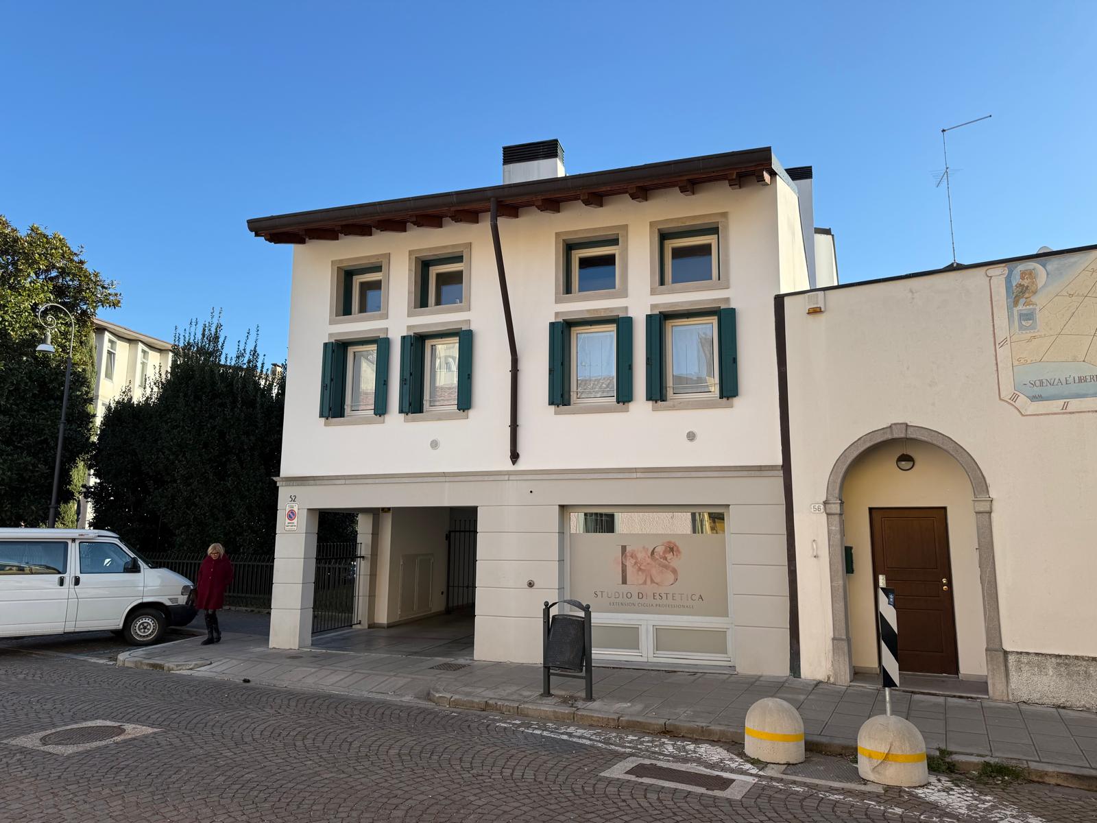 252db30308fbabd7f0b20916c5a4edcc