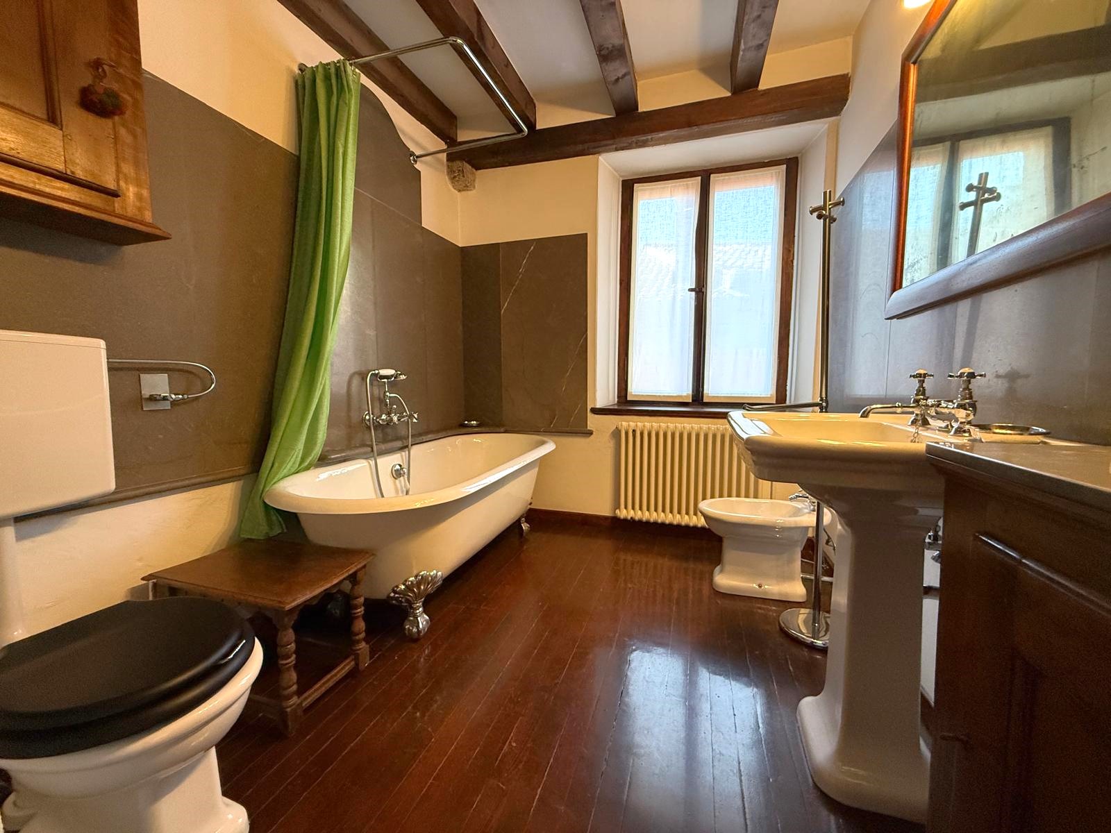 a6a79e389bfdb73f1ec27af088e981f0