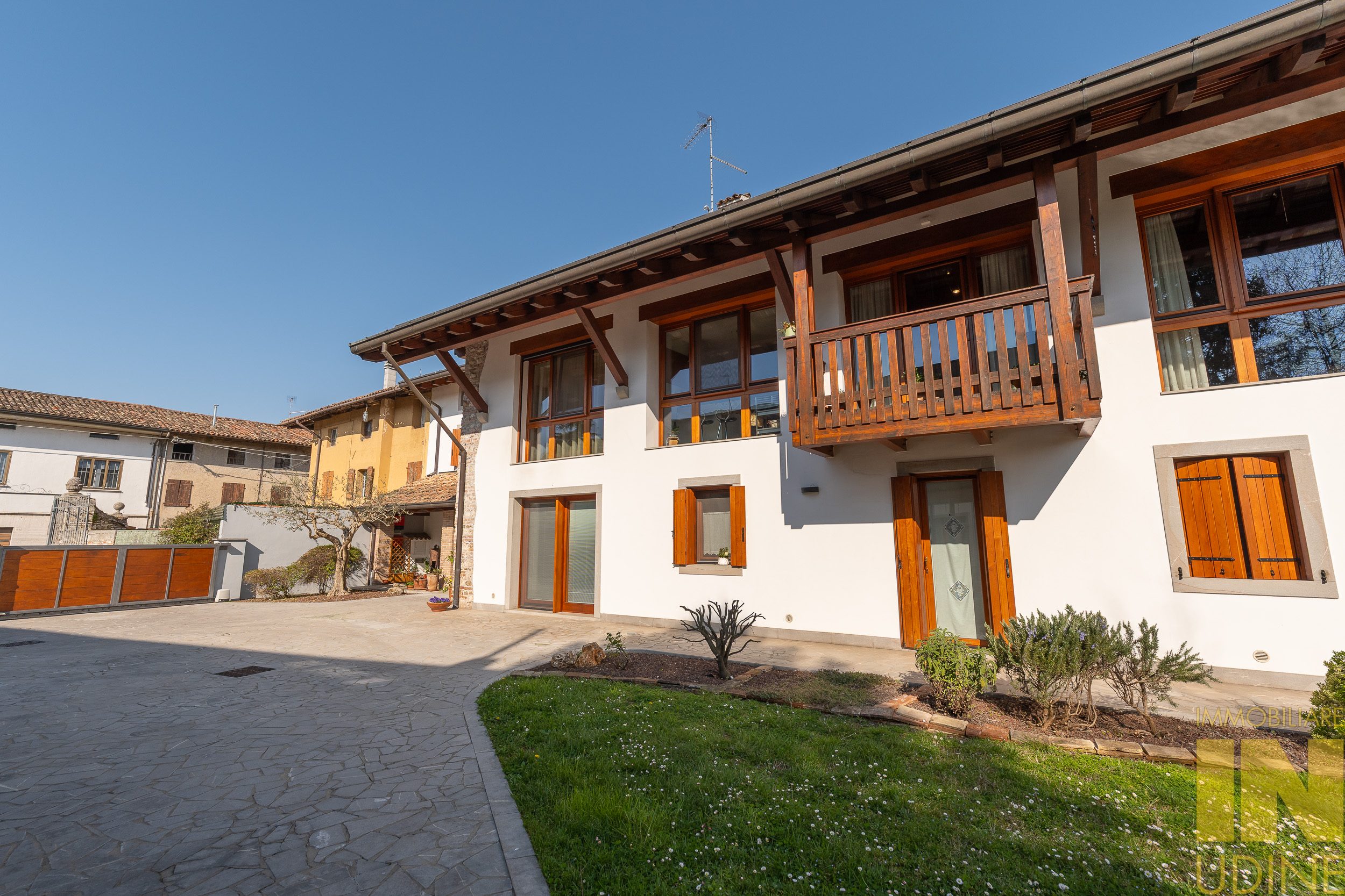 315459994c133e0771f1d178c1bc844d