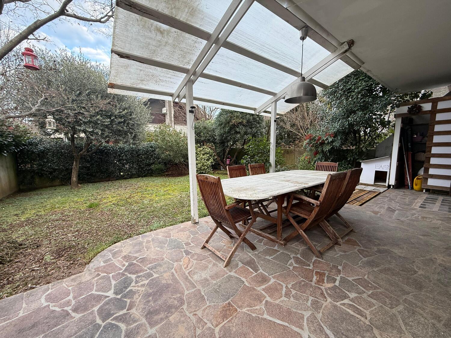 b802b7230547b69176e708a24fea194a