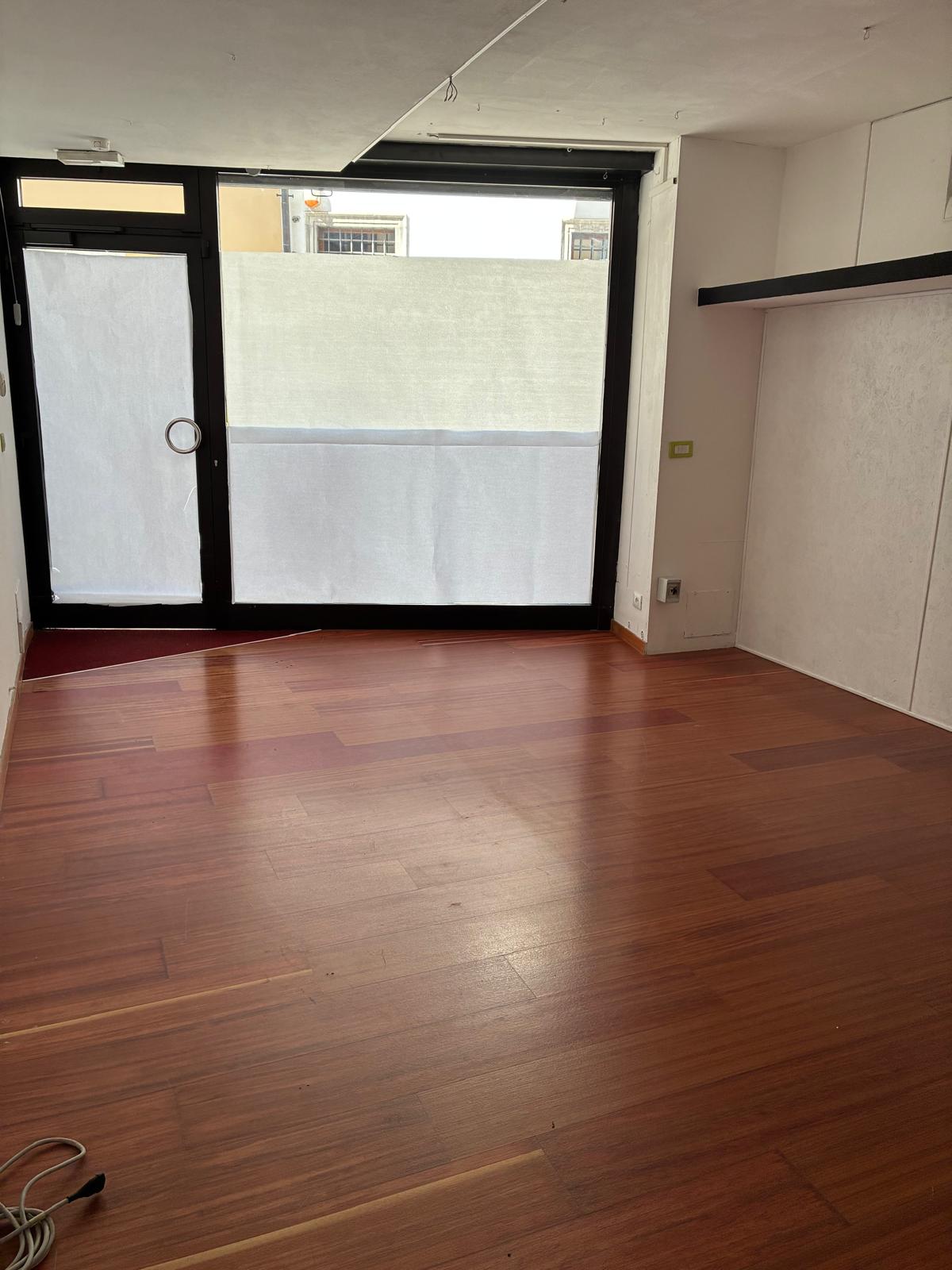 01799208ce2a7bb79eb1d811bb3a4609