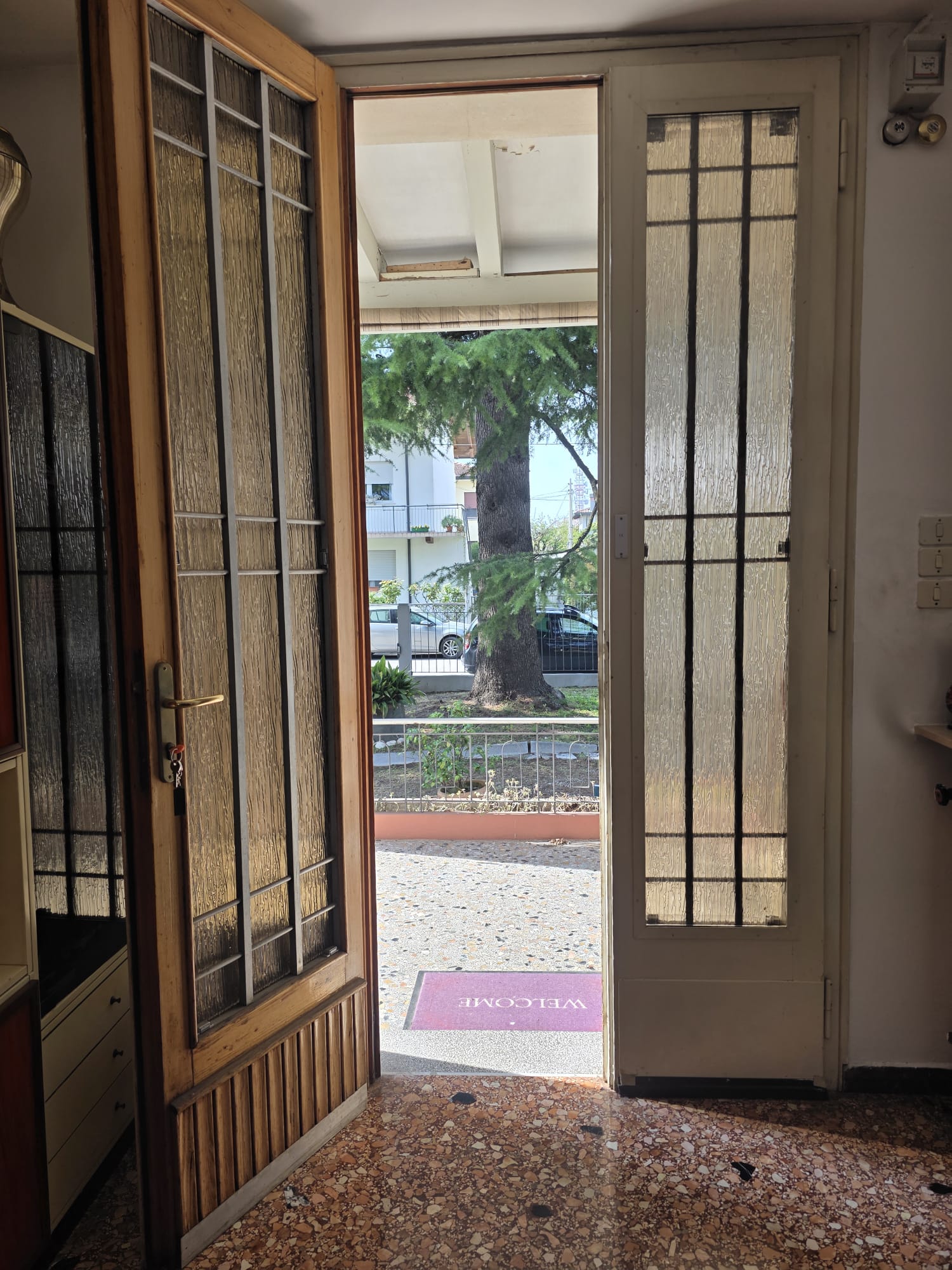 405724d51e0d43f39f37ee0434f8610b