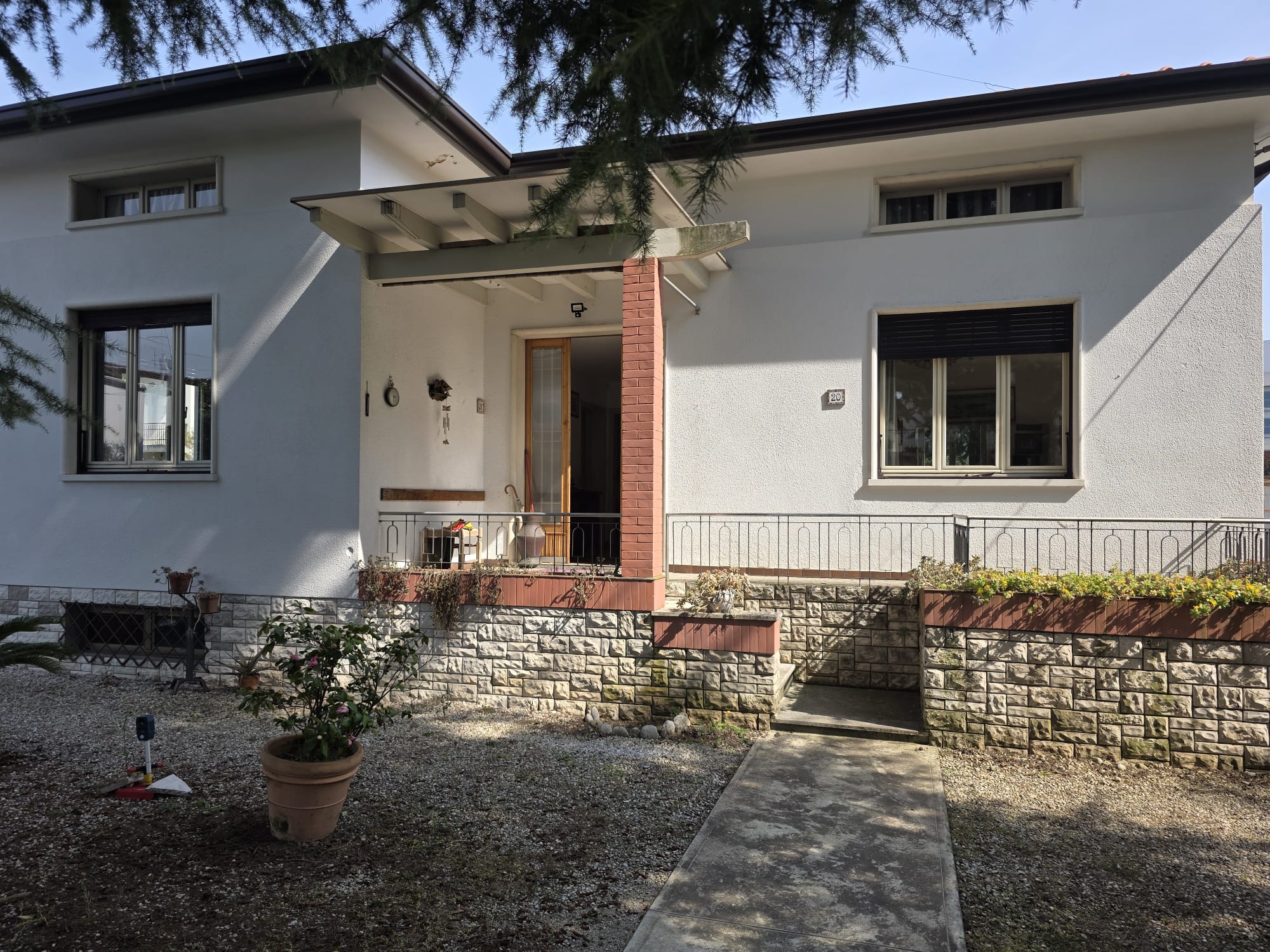 53dafcdd55228c1adbf8c649f63b9892