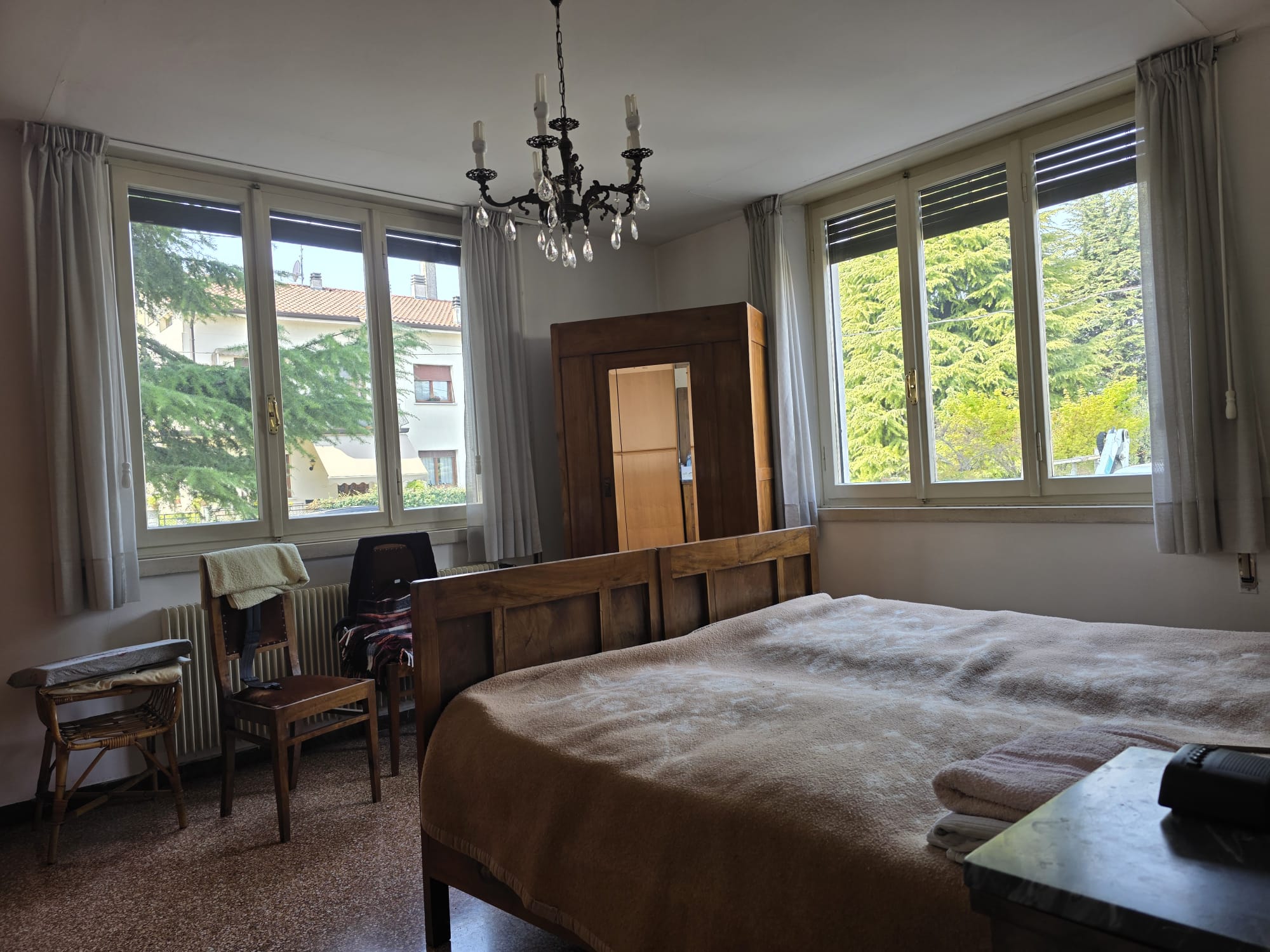 abdfd609746b07aa75a4f2a3372c72cb