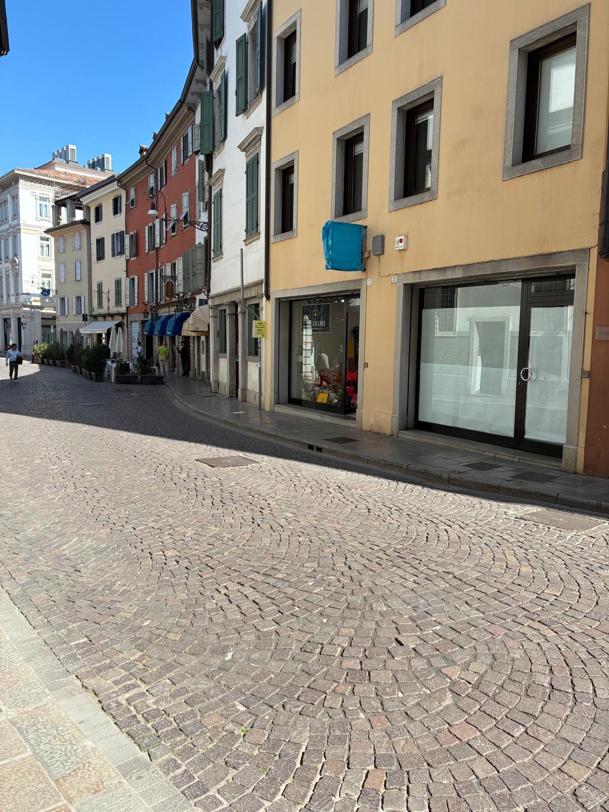 e7ae2b5b1e734f291f7c9f2a1fde5aee